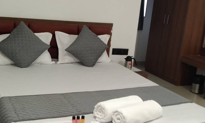 Central Pune Hotel | Hotel Joy Executive