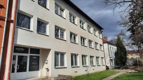 Pardubice Hotel | Hotel Kristl