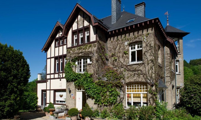 Bouillon Hotel | Hotel La Ferronniere