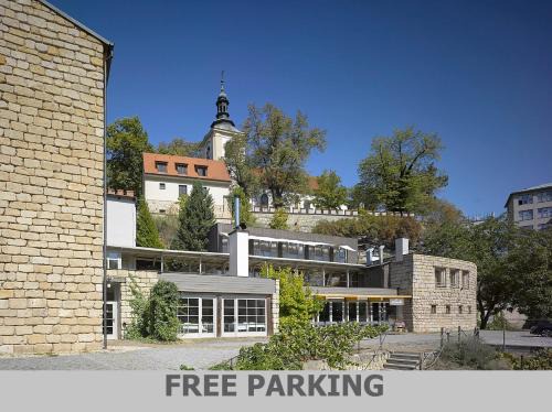 Mlada Boleslav Hotel | Hotel La Romantica