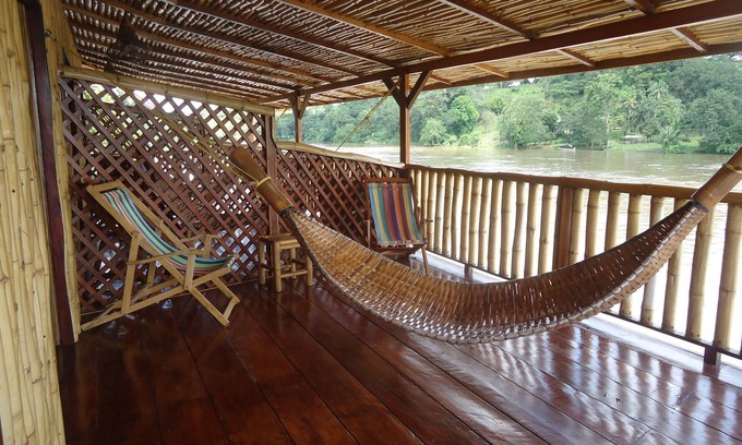 El Castillo Cabin | Hotel Lara's Planet