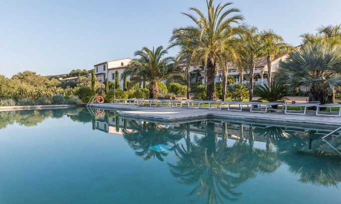 Pau Hotel | Hotel Mas Lazuli