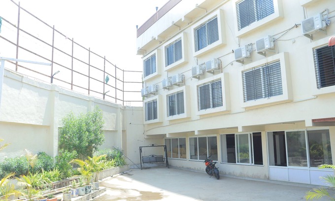 Ellora Hotel | Hotel Mayur Residency