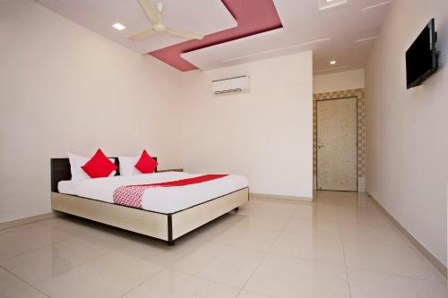Titwala Hotel | Hotel O Capital O Sai Icon Residency