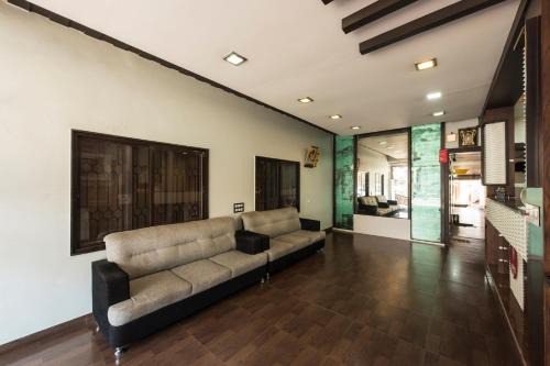 Chikkamagaluru Hotel | Hotel O Sai Kalyan Suites