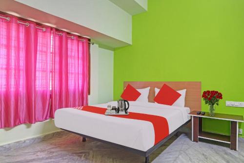 Hyderabad Hotel | Hotel O Ss Delight