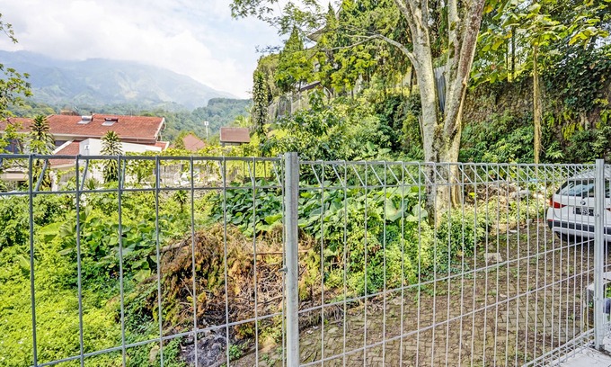 Trawas Hotel | Hotel O Villa A1