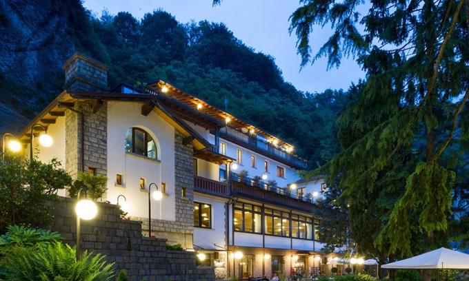 Prestine Hotel | Hotel Oasi Verde