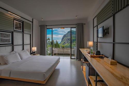 Ella Hotel | Hotel Onrock