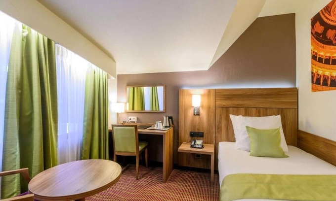 University District Hotel | Hotel Opera
