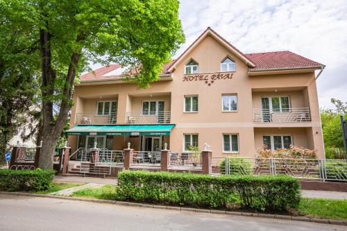 Hajduszoboszlo Hotel | Hotel Pávai