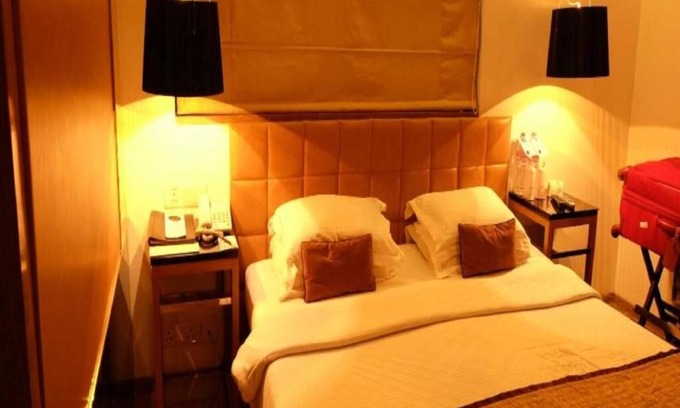 Connaught Place Hotel | Hotel Palace Heights