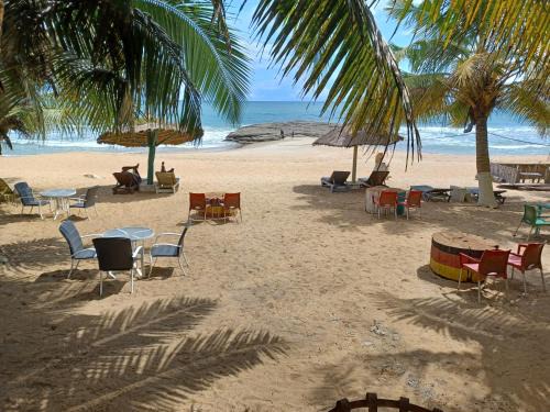 Moyen-Cavally Region Hotel | Hotel Palm Rock Beach