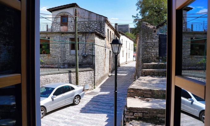 Gjirokaster Hotel | Hotel Palorto