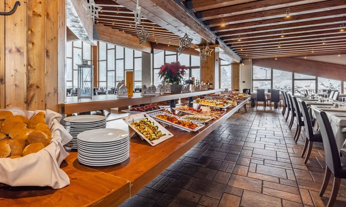 Passo del Tonale Hotel | Hotel Piandineve