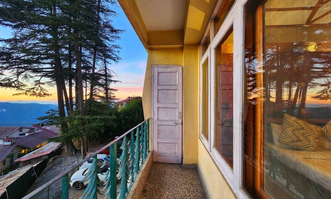 Shimla Hotel | Hotel Pineview Shimla