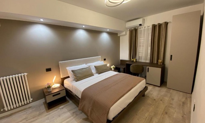 Ruggero Settimo Hotel | Hotel Plaza Ungheria