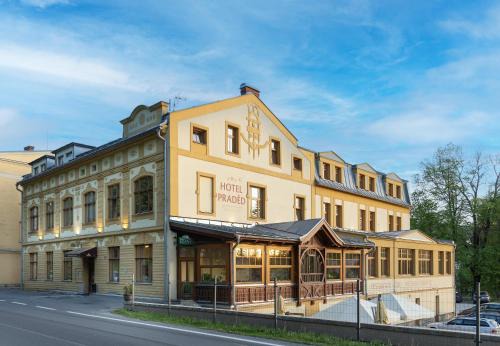 Zlate Hory Hotel | Hotel Praděd Thamm