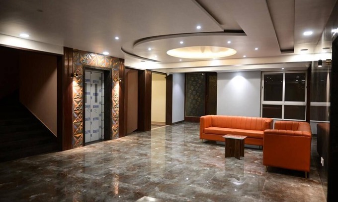 Daund Hotel | HOTEL PRIME SQUARE