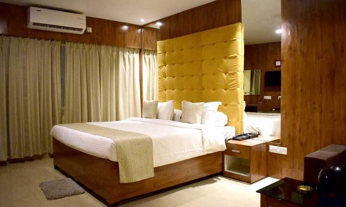 Rourkela Hotel | Hotel Radhika Regency