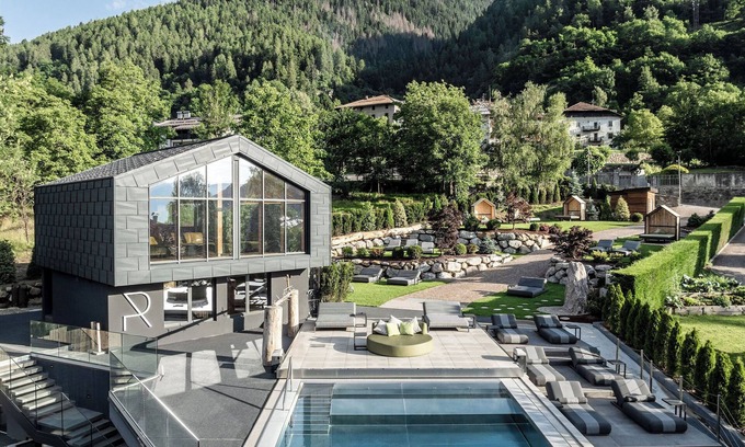 Mezzana Hotel | Hotel Ravelli