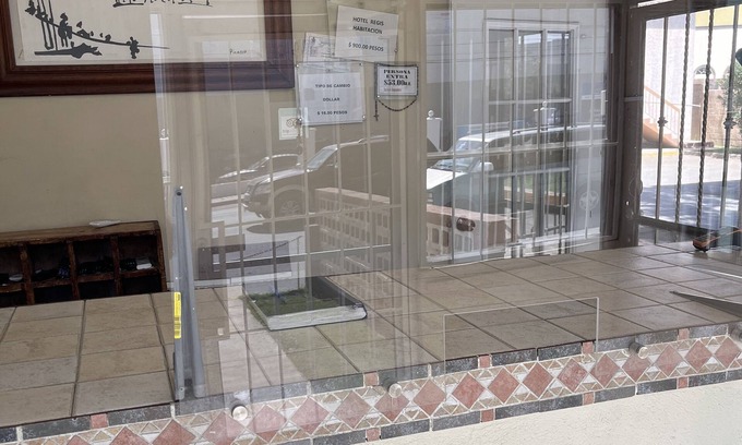 Juarez Municipality Hotel | Hotel Regis Consulado Ciudad Juarez.