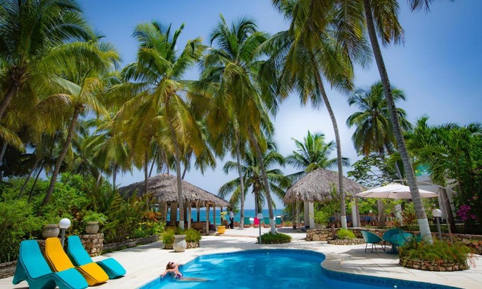 Jacmel Hotel | Hotel Restaurant Cyvadier Plage