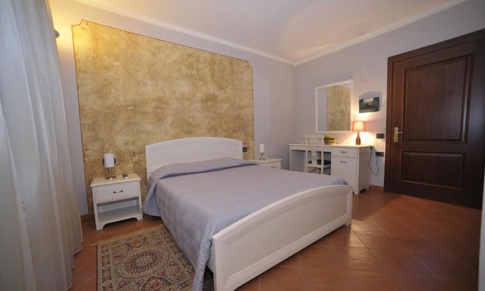 Montegrosso dʼAsti Hotel | Hotel Ristorante Borgovecchio
