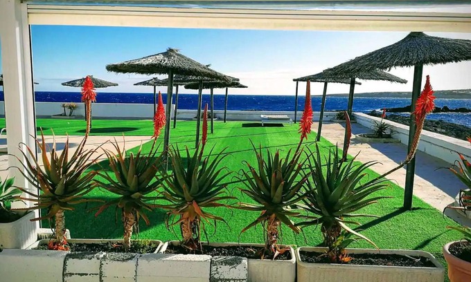 Es Pujols Hotel | Hotel Roca Bella