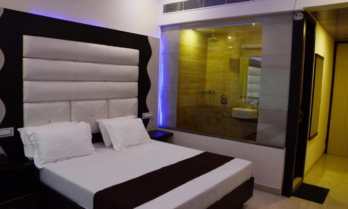 Sector 22 Hotel | Hotel Royal Park 22