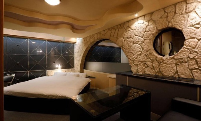 Midori Ward Hotel | HOTEL ROYALTON