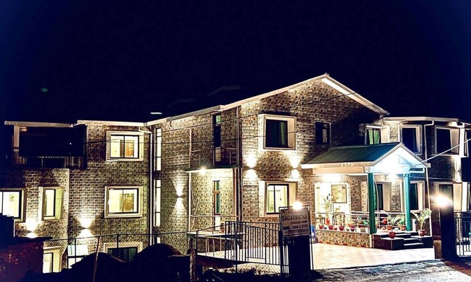 Gunehr Hotel | Hotel Sagarmatha