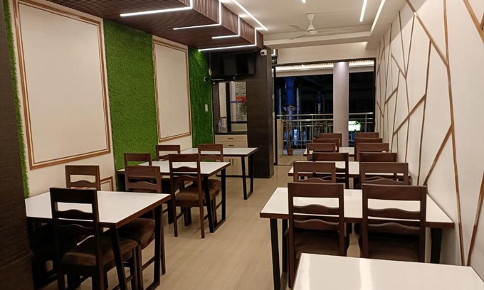 Jaigaon Hotel | Hotel Satyam