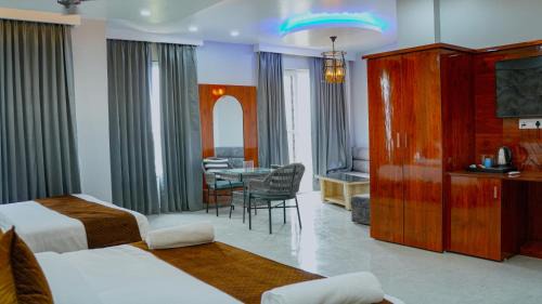 Rishikesh Hotel | Hotel Savaya Luxury Stay Near AIIMS Rishikesh