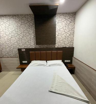 Nala Sopara Hotel | Hotel Savera