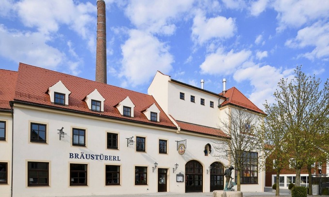 Schierling Hotel | Hotel Schierlinger Bräustüberl