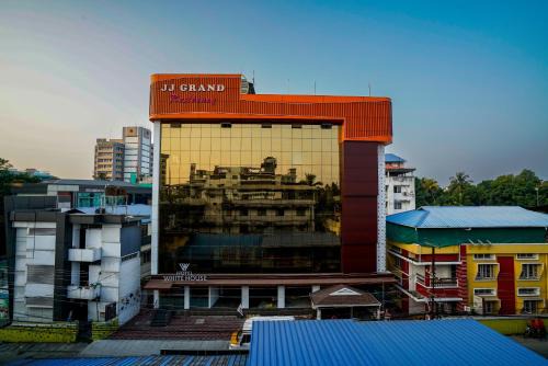 Ernakulam South Hotel | Hotel Signature Cochin