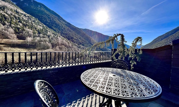 El Serrat Hotel | Hotel & SPA Bringué