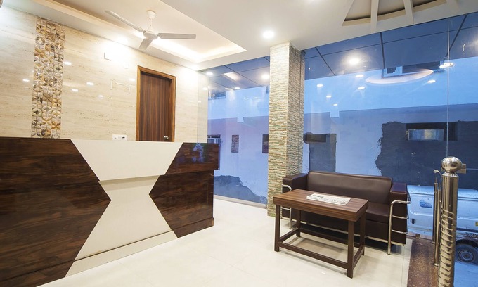 Mahipalpur Hotel | Hotel SRV Palace