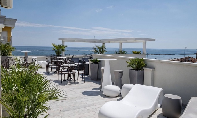 Viserba Hotel | Hotel Stella d'Oro
