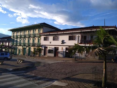 Sonson Hotel | Hotel Tahami