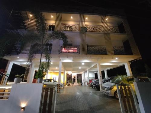 Kakkanad Hotel | Hotel The Mountmist