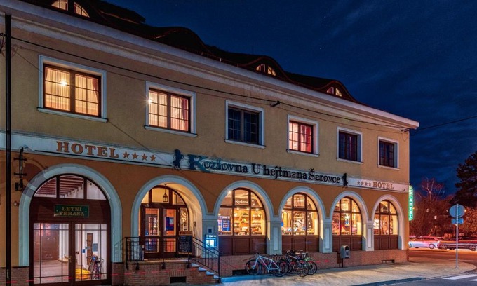 Uherske Hradiste Hotel | Hotel U Hejtmana Šarovce