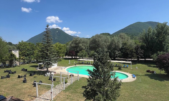 Villavallelonga Hotel | Hotel Verdeneve