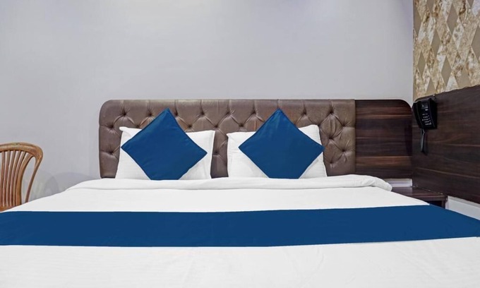 Pune Hotel | HOTEL VIRAJ