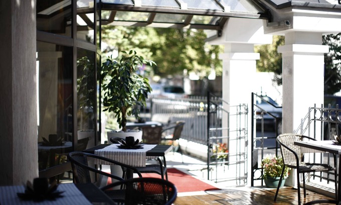 Đeram Hotel | Hotel Vozarev