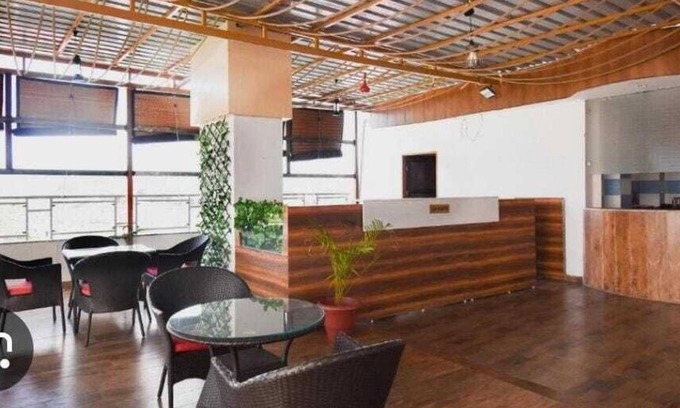 Bullawala Hotel | Hotel Yours Pacific