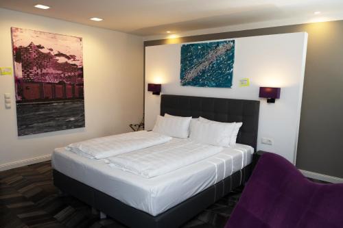 Rhein-Erft-Kreis District Hotel | Hotel52 Bergheim