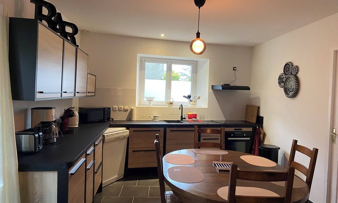 Sainte-Honorine-des-Pertes House | House 500 m from the beach in Aure sur mer