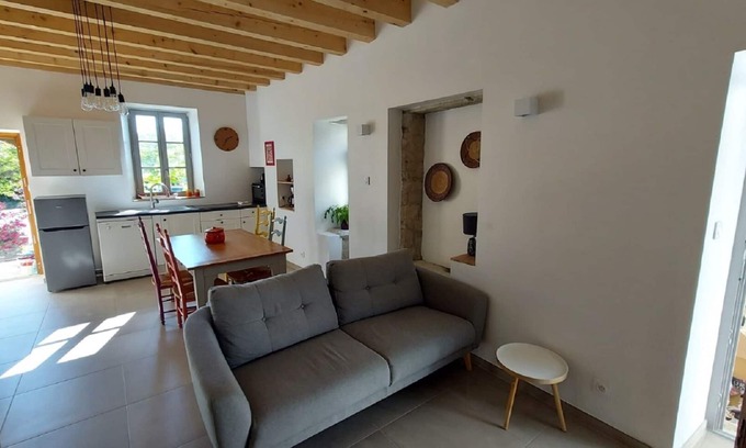 Sauzet House | House at the top of a medieval village in Drôme Provençale.